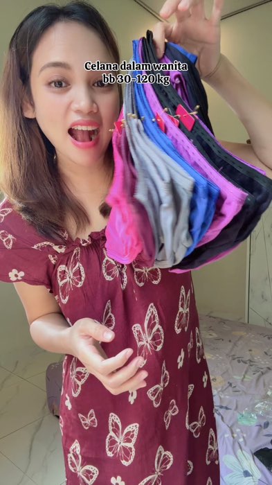 Celana dalam wanita