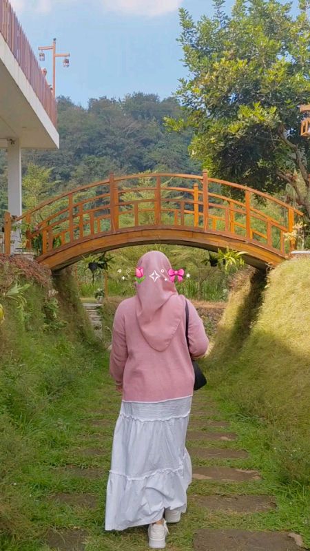 outfit yg aku pakek di keranjang oren yaa sistt👇🏻🥰