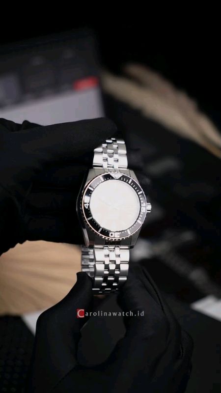 alba pria stainless dial black #carolinawatch #albapria #jamtanganalba #alba #jamtanganpria #albawatchoriginal