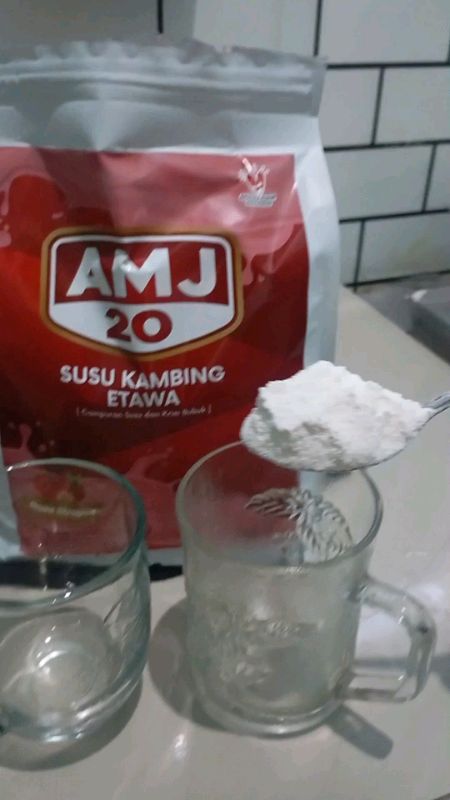 Rekomendasi susu kambing etawa rasa nya enak tidak prengus#susukambing #susuetawa #susukambingetawa #susukambingetawabubuk #RacunShopee