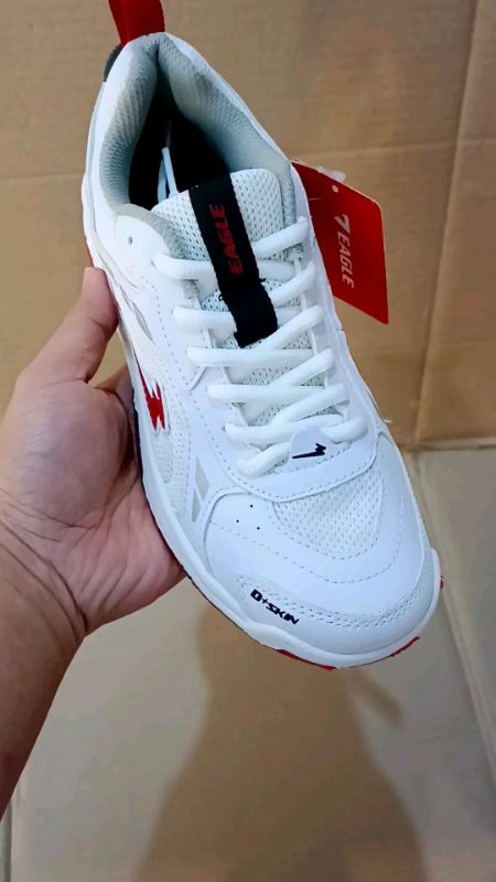 Sepatu badminton original #sepatu #sepatubadminton #ramadhansale #shopeevideo
