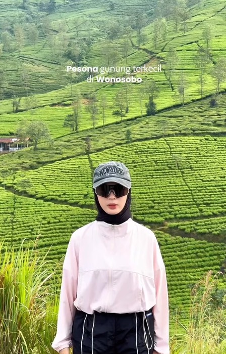 #topiwanita #topiwanitakecekekinian #topiwanitamurah #topikekinian #topimuncak #RacunShopeeCheck #lagiviraldishopee #outfitinspiration