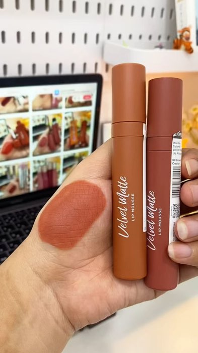 #wardah #wardahvelvetmattelipmousse #lipmousse