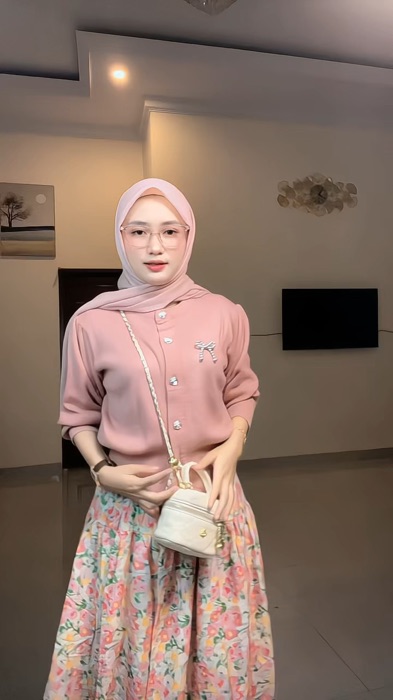 #outfitideas #OOTDFashionShopee #rokwanita