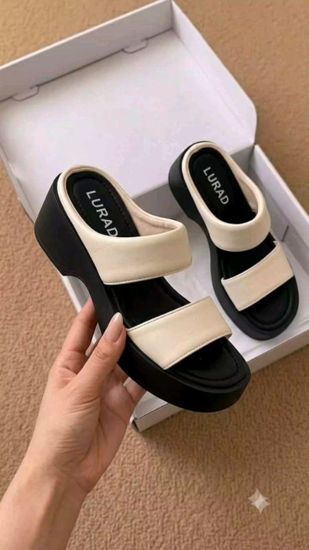 #sandalwanita #sandalcewek #sandalcewekkekinian #sandalceweklucu #sandalwidgeswanita #sandalwidgespremium
