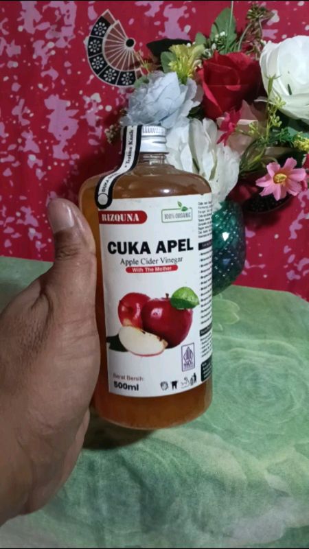 cuka apel#cukaapel #cukananaswithmother #cukaapeluntukkesehat #ShopeeVideoCreator #cukaapelorganik #fyp #racunshopeecheeck #shopeevideoviral