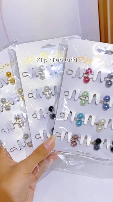 Ganti peniti kamu dengan klip hijab yuk 🥰🫶🏻#DiskonRacunShopee #fyp #wibgajian #kliphijabturkey #kliphijabviral #kliphijabpremium