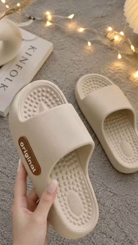 #aendalSlop #SendalKaretAntiSlip #SendalWanita #SendalEmpukNyaman #KoreanStyle #SENDALKEKINIAN #RacunShopeeUnik