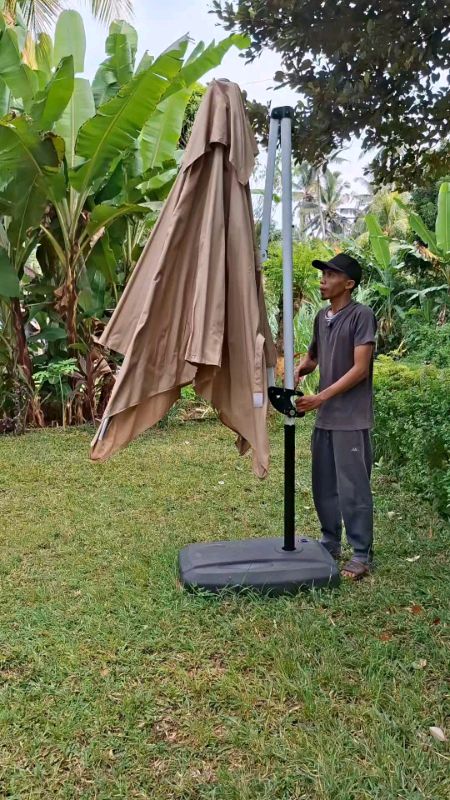 payung mewah tampilan kotak, cocok buat cafe,taman,hotel, pantai, villa...#payungjumbo #payunglipatviral #payungkotak #payungtaman #payungCafe