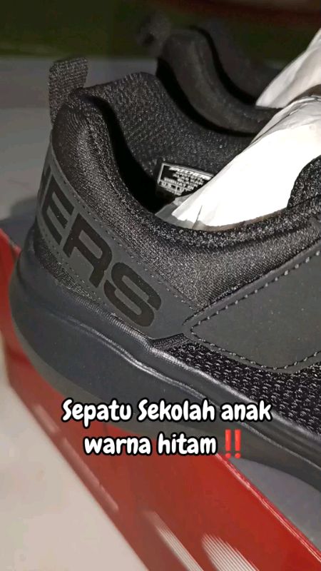 #skechers #sepatuhitam #sepatusekolah #sepatuanak