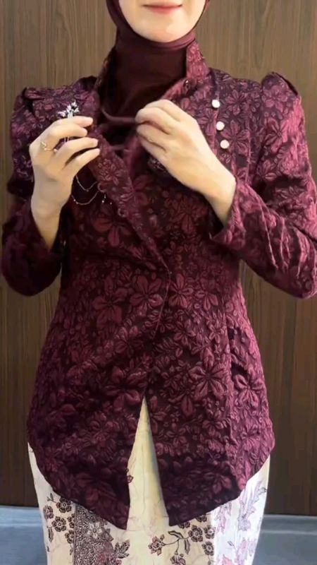 #shopeevideo #shopee #berandafyp Kebaya janggan Kebaya wisuda
