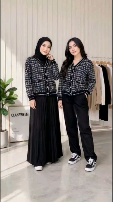 Outer cardigan rajut #RacunShopee #ViralDiShopeeVideo #outer #outerwanita #outerrajut #outercantik #outercardigan #fyp #FashiondiShopee #outfitideas