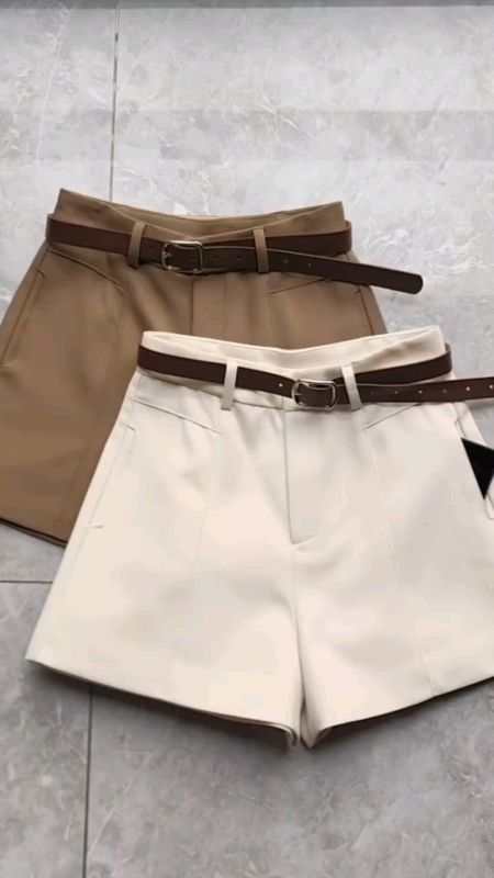 #celanapendek #pantshighwaist #koreanpants #pants #OutfitAlaKorea #koreanstyle #RacunShopee #SpillRacunShopee #ViralDiShopeeVideo #BeliDiShopeeVideo