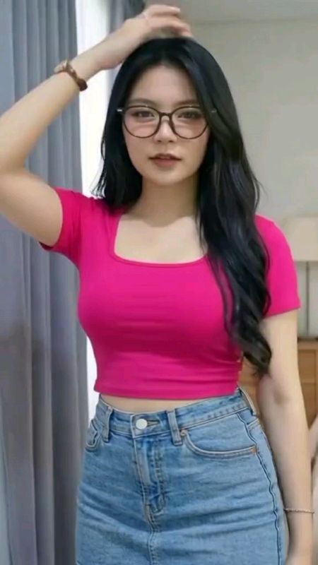 kaos atasan wanita crop,#crop #kaosatasanwanita #kaoswanita #shope#shopeterkini #shopfashion
