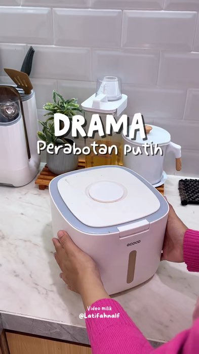 Udah punya belum? #olaif #olaifspons #sponsajaib #spongeajaib #GratisOngkirRP0 #TermurahDiShopee #ViralDiShopeeVideo #PromoNonStop