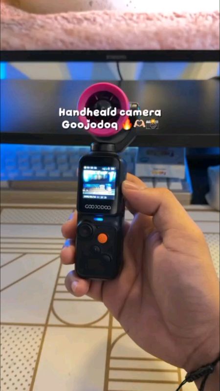 nih buat kalian yg suka nge vlog terus sambil panas²an, ini dia kamera kipas 180° bentuknya simpel dan ga ribet cocok buat gen z #kamera #kamerakipas