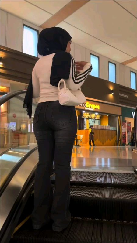 outfit hijab celana cutbray #RacunShopee #ViralDiShopeeVideo #SpillRacunShopee #SpillBawaBerkah #DiskonRacunShopee #Diskon50Persen #PromoNonStop #fyp