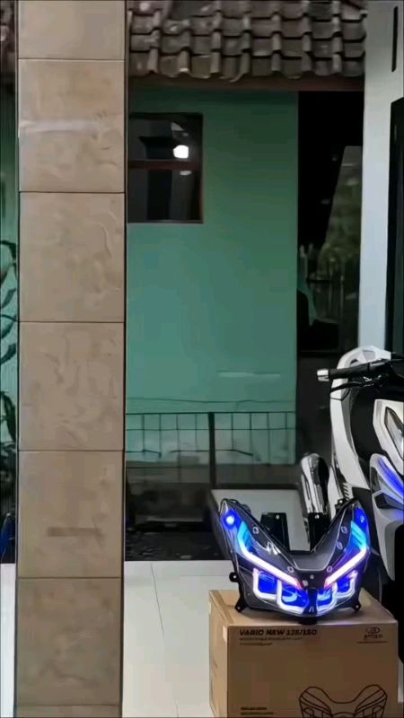 Headlamp ayoto Vario 125 LED New #headlamp#headlampled#headlampvario#headlampayoto#lampubiled#biledayoto#partmodifikasi#ViralDiShopeeVideo#viral#fyp