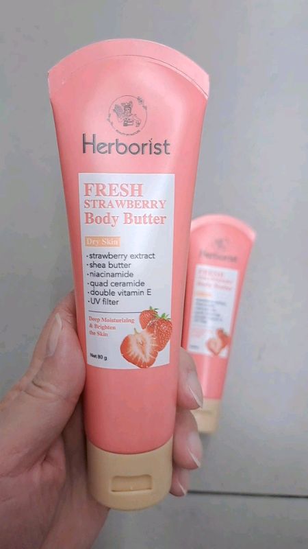 Herborist Fresh Strawberry Body Butter#herborist #herboristbodybutter #bodylotion #skincare #RacunShopee #shopeevideo