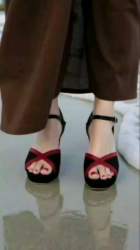 Sandal heels wanita premium 7cm.#sandalkekinian #GratisOngkirRPO #RacunShopee #Cashback50Persen #PromoNonStop #ShopeeCOD