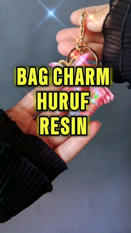 #gantungankunci #bagcharm #bagcharmviral #gantungankunciresinhuruf #gantunganresin #bagcharmhuruf #bagcharmcustom #shoppevidioviral #codshopee