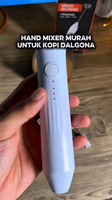 #milkfrother #pengocokkopi #minumankekinian #alatkopi #kopi #pengocoksusu #handmixer #handmixermini #peralatandapur #homecafe #dapurminimalis  Tagar T