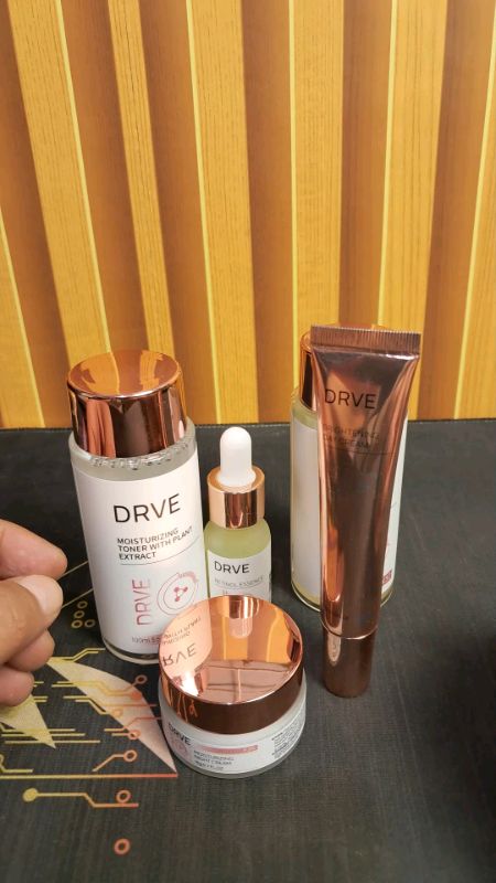 paket lengkap skincare #RacunShopee#RacunShopeeCheck#skincare#drve#SpillRacunShopee#ViralDiShopeeVideo#GratisOngkirRP0#ShopeeCOD