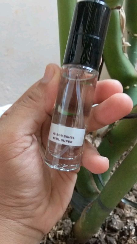#parfumviral #parfum #parfumwanita #parfummurah #ShopeeFashionHaul #ShopeeCOD #ShopeeLook #ShopeeBeautyHaul