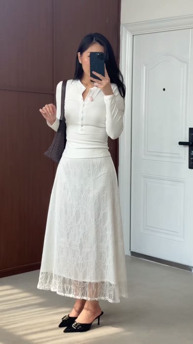 SECANTIK INI DAN HARGANYA JUGA TERMASUK MURAH LOH GUYS✨🫶🏻🤍#maxilaceskirt #rokbrukatpremium #rokwanitacantik #FashiondiShopee #Diskon40RB #fypシ