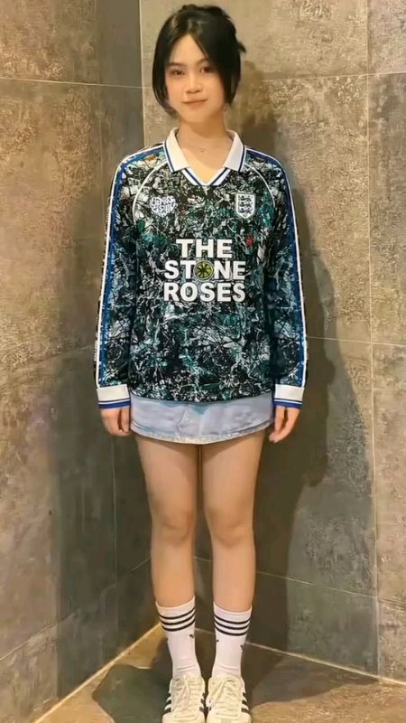 JERSEY || THE STONE ROSES || UNISEX || JERSEY CASUAL #jersey #jerseyretro #GratisOngkirRP0 #GakNyeselBeliIni #shopeevideo #fyp #jerseybola