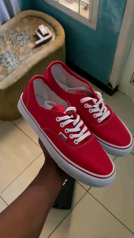#sepatucasual #sepatuvans #sepatukeren #RacunShopee #RacunShopeeCheck #SpillRacunShopee #SpillBawaBerkah #ViralDiShopeeVideo #OOTDFashionShopee