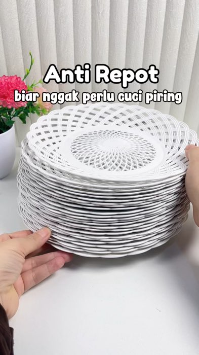 cuma seribuan😍 #piringrotanplastik #piringrotan #piringrotangrosir #piringplastik #piringsaji  #ViralDiShopeeVideo #SpillBawaBerkah #RacunShopee
