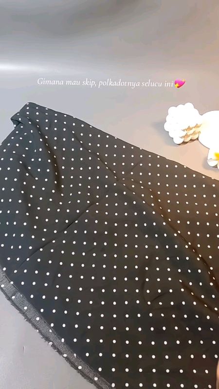 #kainpolkadot #kainwolfismotif #kainpolkadothitam #kainpolka #SpillBawaBerkah #RacunShopee #PromoNonStop #kainmotifterbaru #GratisOngkirRP0 #fypage