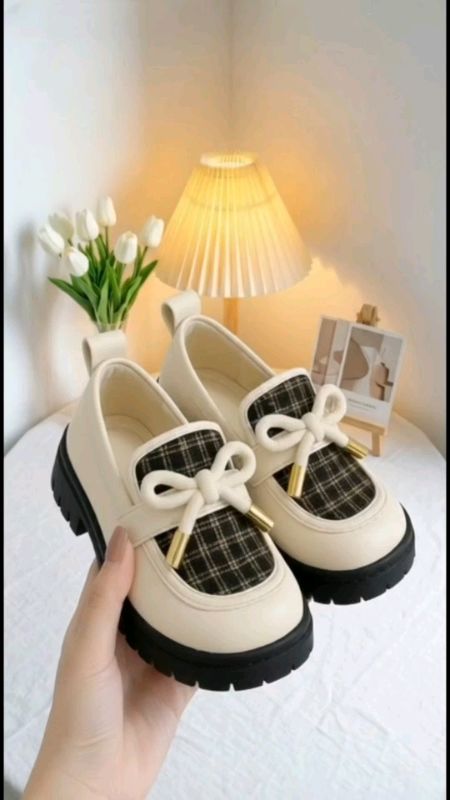 Sepatu anak perempuan #sepatuanak #sepatumurah #sepatucantik #Sepatumodeldockmart