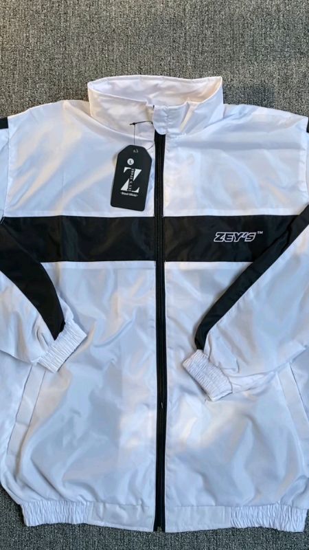 rekomendasi Jaket Parasut Pria #promoshopee #ShopeeFashionHaul #jakettracktop #RacunShopeeCheck #racunshopeemurah #shopeevideoviral #ShopeeCOD
