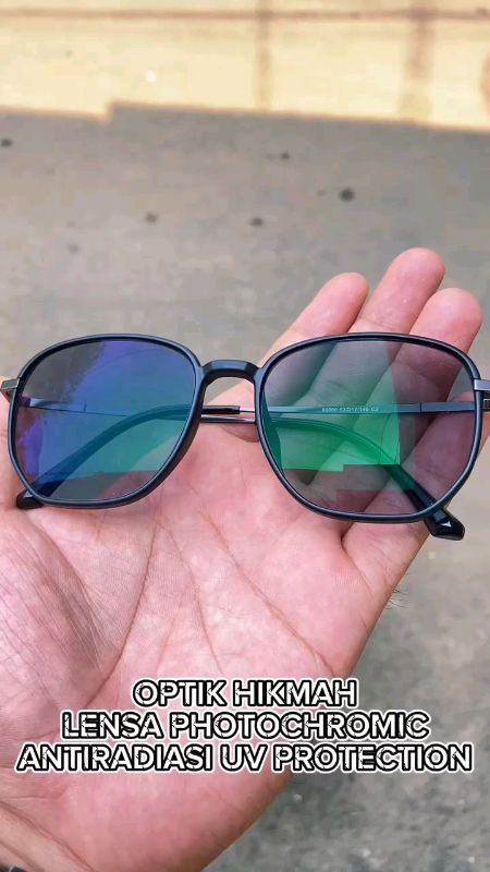 REKOMENDASI KACAMATA PHOTOCROMIK #kacamata #kacamatamurah #kacamataphotocromic #kacamataantiradiasi #rekomendasi #rekomendasishopee