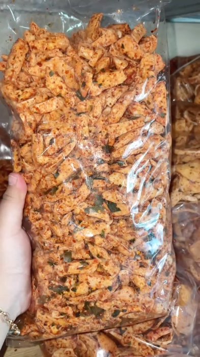 Basreng pedas daun jeruk #basreng #basrengpedasdaunjeruk #ShopeeLook #SpillRacunShopee #GakNyeselBeliIni #RacunShopee #DiskonRacunShopee #ShopeeCOD