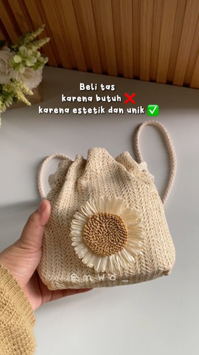 #tasdaisy #tasselempang #tasselempangwanita #tasbungadaisy #tasbunga #33grandfashionsale #Diskon50Persen #GratisOngkirRP0 #RacunShopee