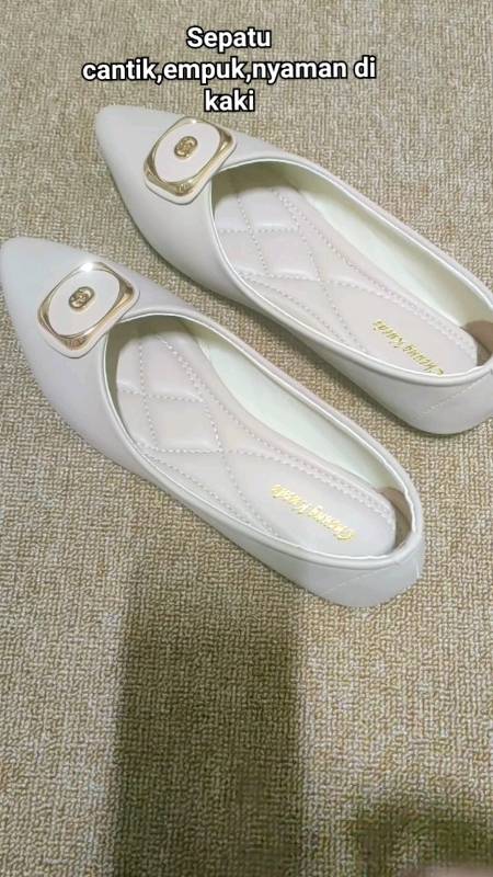 #GakNyeselBeliIni #sepatuwanita #flatshoes #ViralDiShopeeVideo #SpillBawaBerkah #SpillRacunShopee #RacunShopee #ShopeeLook #ShopeeFashionHaul