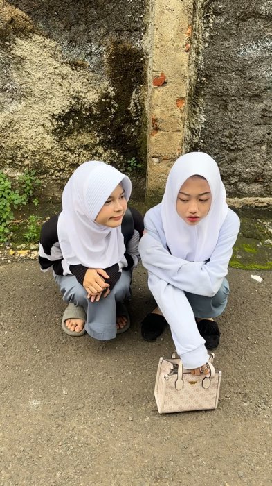 Kalian paling salfok sama hijab yang mana nii? cek di keranjang yuk! 😍🚨