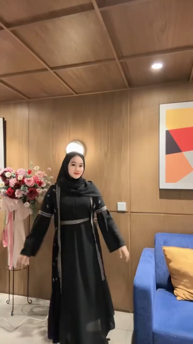 Abaya hitam😍 #shopeevideo #ShopeeFashionHaul #RacunShopee #racunshopeemurah #RacunShopeeUnik #gamiskekinian #gamislebaran #abayaturkey #abayahitam