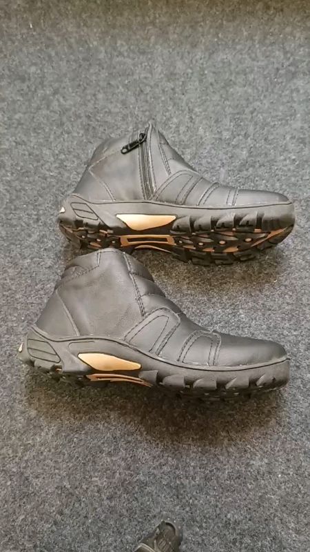 sepatu kulit boot resleting#sepatukulit #sepatukerja #sepatusafety