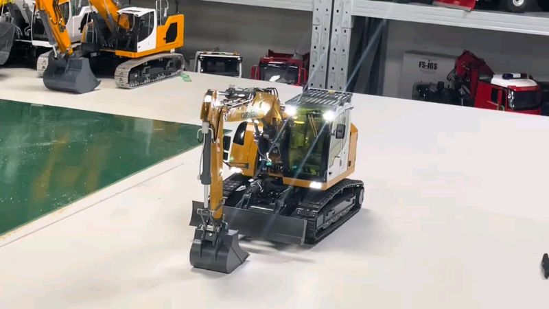 RC EXCAVATOR.#mobilrcdrift #mainanmurah #rcoffroad #rccar #rcalatberat #rcexcavator