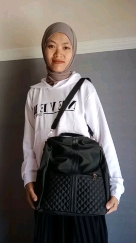 asli bagus, nyesel gak beli #taswanita #ransel #taskekinian #RacunShopee #ShopeeLook #ShopeeFashionHaul #GratisOngkirRP0 #fyp