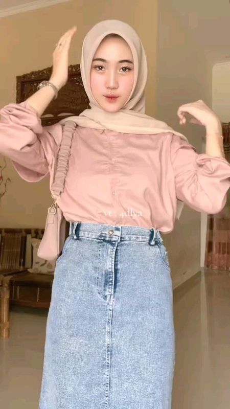#rokjeans #rokspan #atasanwanita #atas #rokjeansspan #blousewanita #blouse