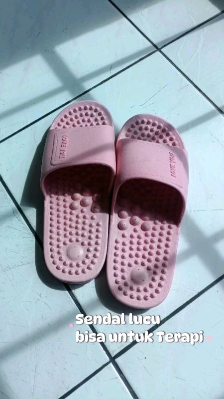 pinky lovers wajib punya sihhh#GratisOngkirRP0 #RacunShopee #shopeevideofeed #sendalrematik #pink #paydaysale