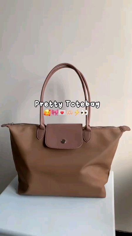 cakep pol!!🫶🏻 #totebag #totebagkuliah #selusa #racyunshopee #racunshopeemurah