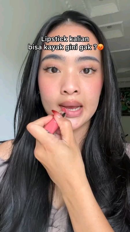 Lipstik matte dari Azarine #dailymakeuplook #videoshopee #azarinemoisturizer #AzarineCosmetics #azarinelipstikmatte