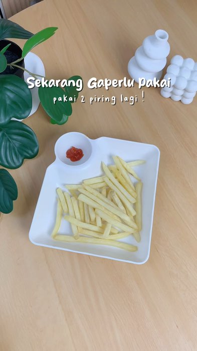 Piring saji cemilan saos #piringcemilan #piring #piringplastik #piringsaji #piringcantik #RacunShopee #ramadhan #ramadhan2025