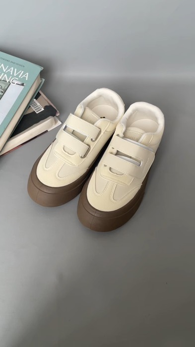 Yuk diamanin sekarang juga sebelum kehabisan setok nya#lebaranexsterseru #sneakerlebaran #sovella_id #fypシ